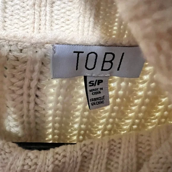 Tobi Cream Cable Knit Turtleneck Sweater - Picture 3 of 5